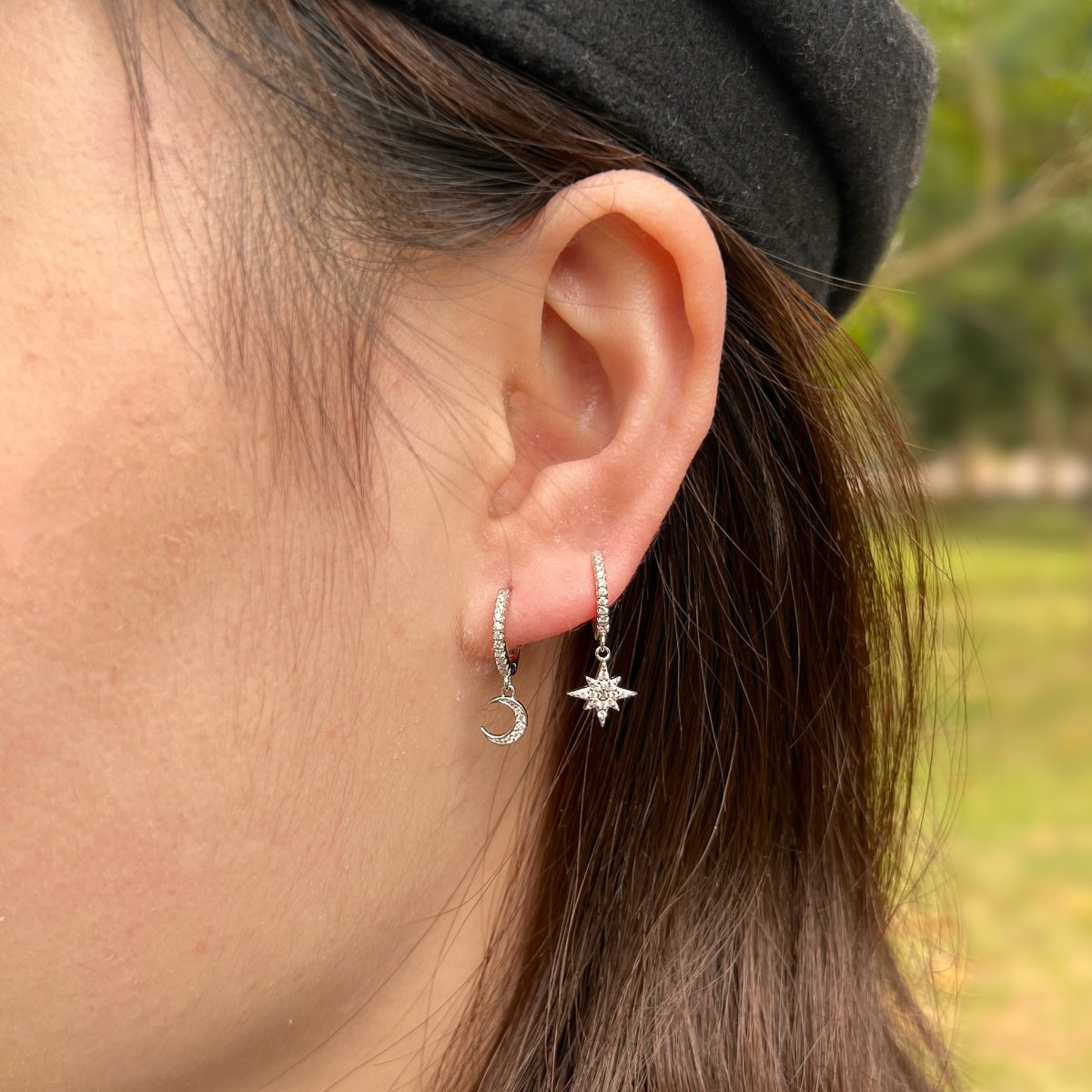 [Vivid Aurora]Star and Moon Asymmetric Earrings