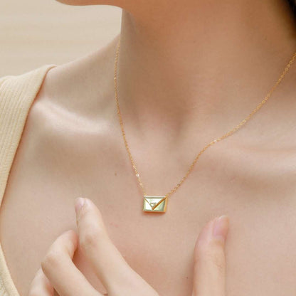 [Vivid Aurora]Envelope Heart Shape Mother's Day Necklace